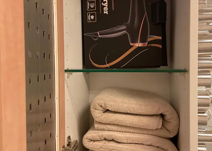 Lovely With Fireplace & Parking@city Center Drammen